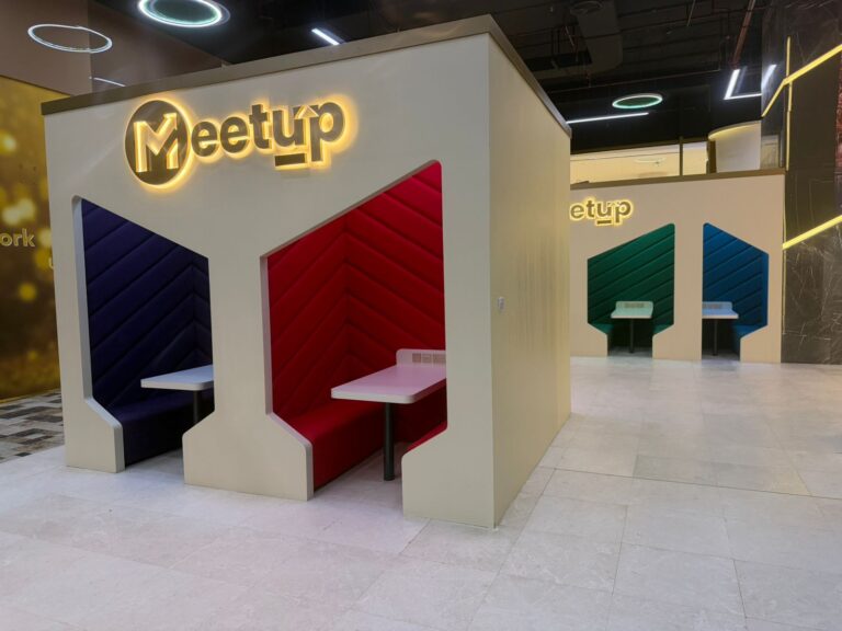 Workspace Booths at Meet Up Muscat
