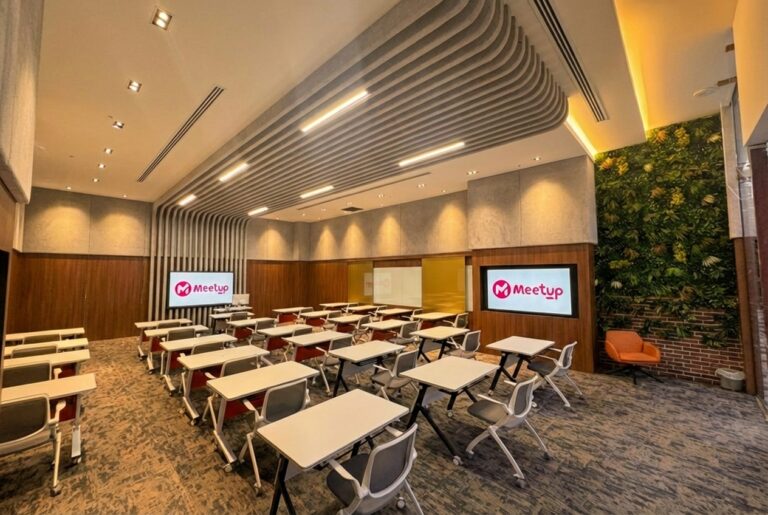 Seminar Rooms at Meet Up Muscat